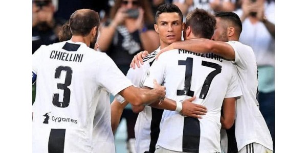 Cristiano Ronaldo je navždy jedním z vítězů Ceny Golden Globe